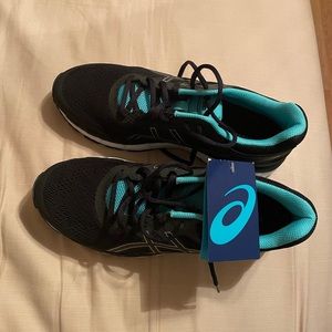 Women’s ASIC Gel Superion 2